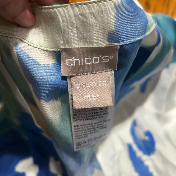 Chico's Silk Fringe Trim Whimsical Scroll Ruana Wrap One Size 100% Silk - Picture 9 of 10